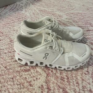 On Cloud Womens Sneakers